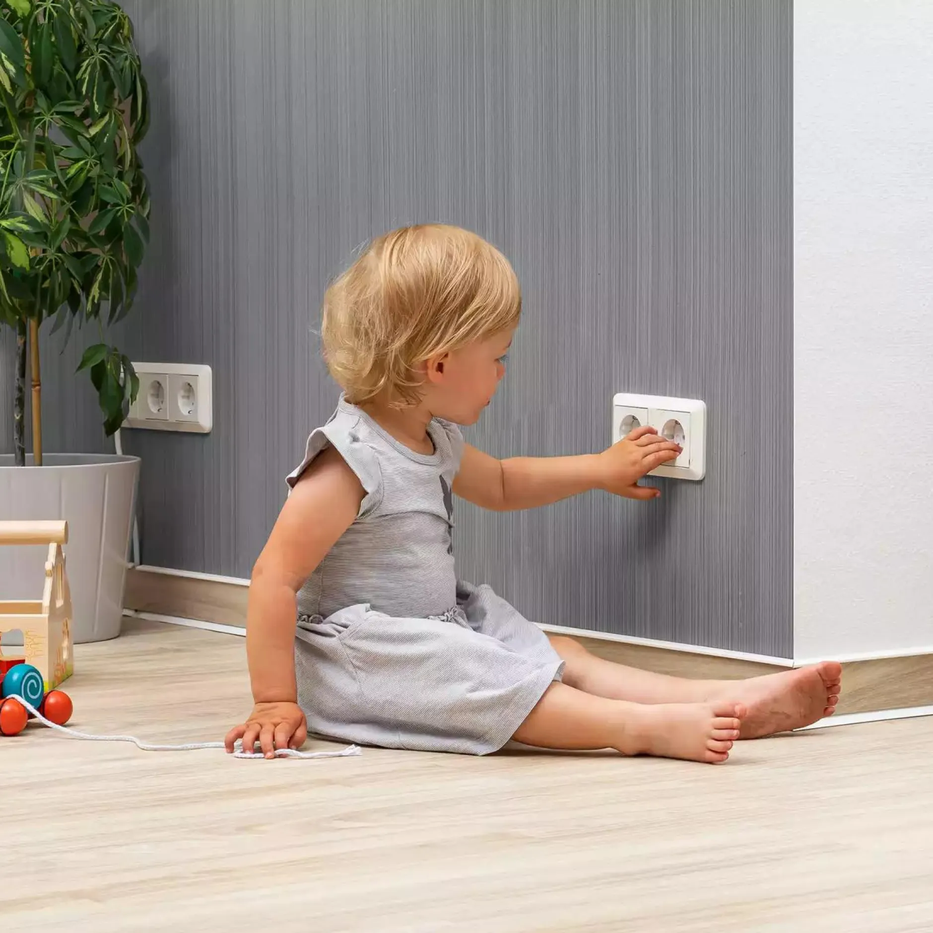 reer 10 Stück Steckdosenschutz*Kinder Kindersicherung
