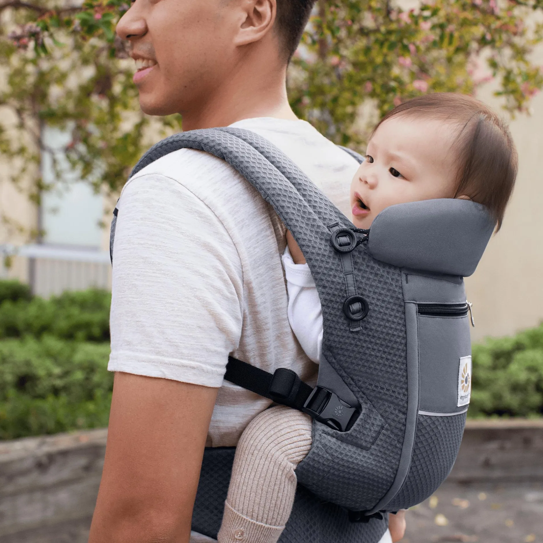 ERGObaby Adapt SoftFlex Mesh Graphite Grey* Babytragen
