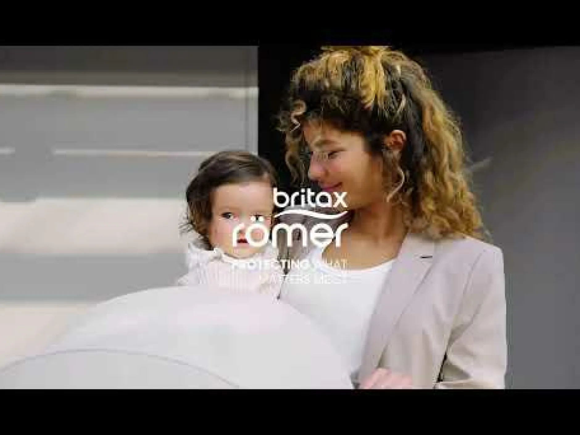 Britax Diamond BABY-SAFE PRO Lux Soft Taupe*Kinder Babyschalen 0-13 Kg, Gruppe 0+
