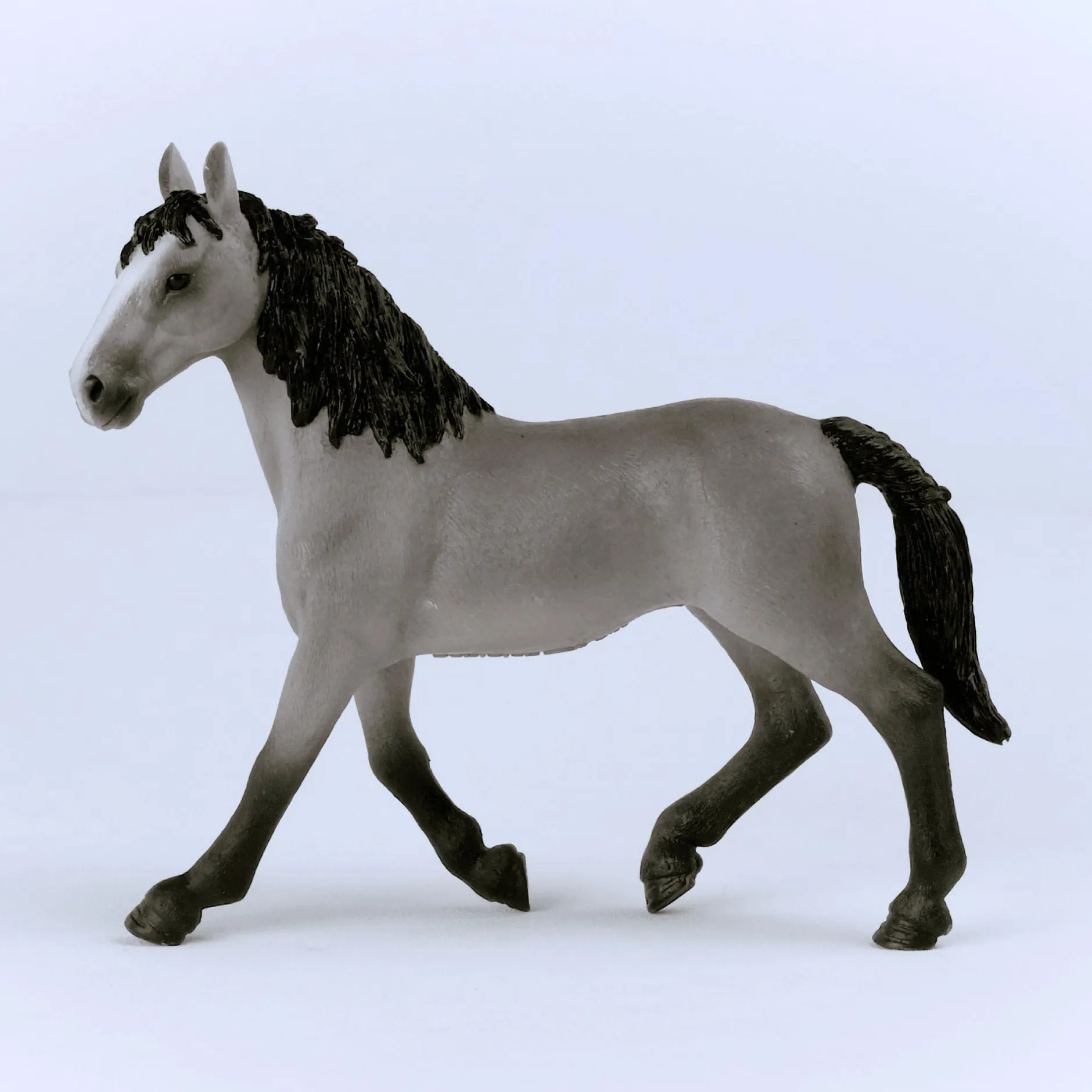 Schleich Cheval de Selle Francais Stute*Kinder Lernspielzeug