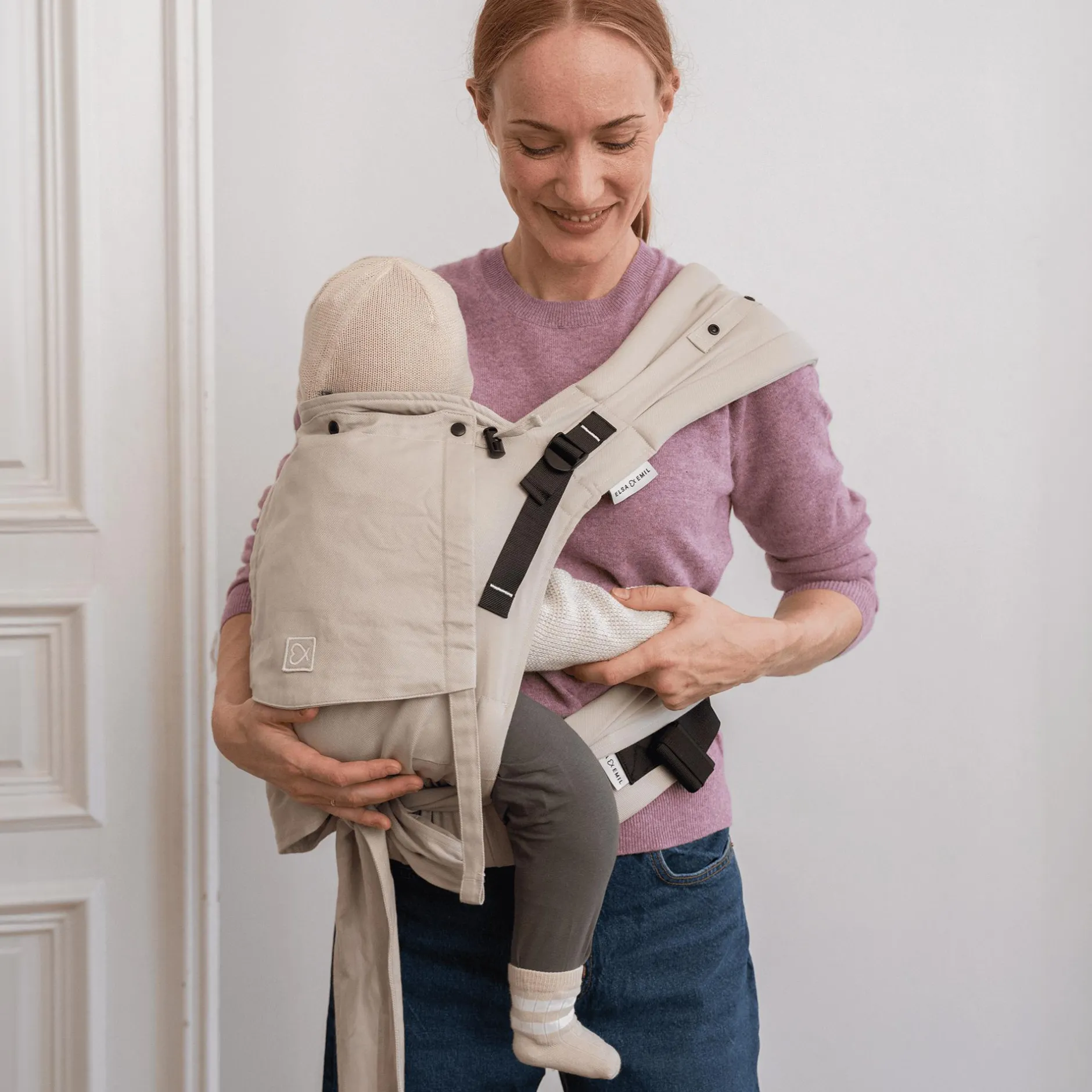 ELSA & EMIL Babytrage HUGIFY Halfbuckle Kängurubeige* Babytragen