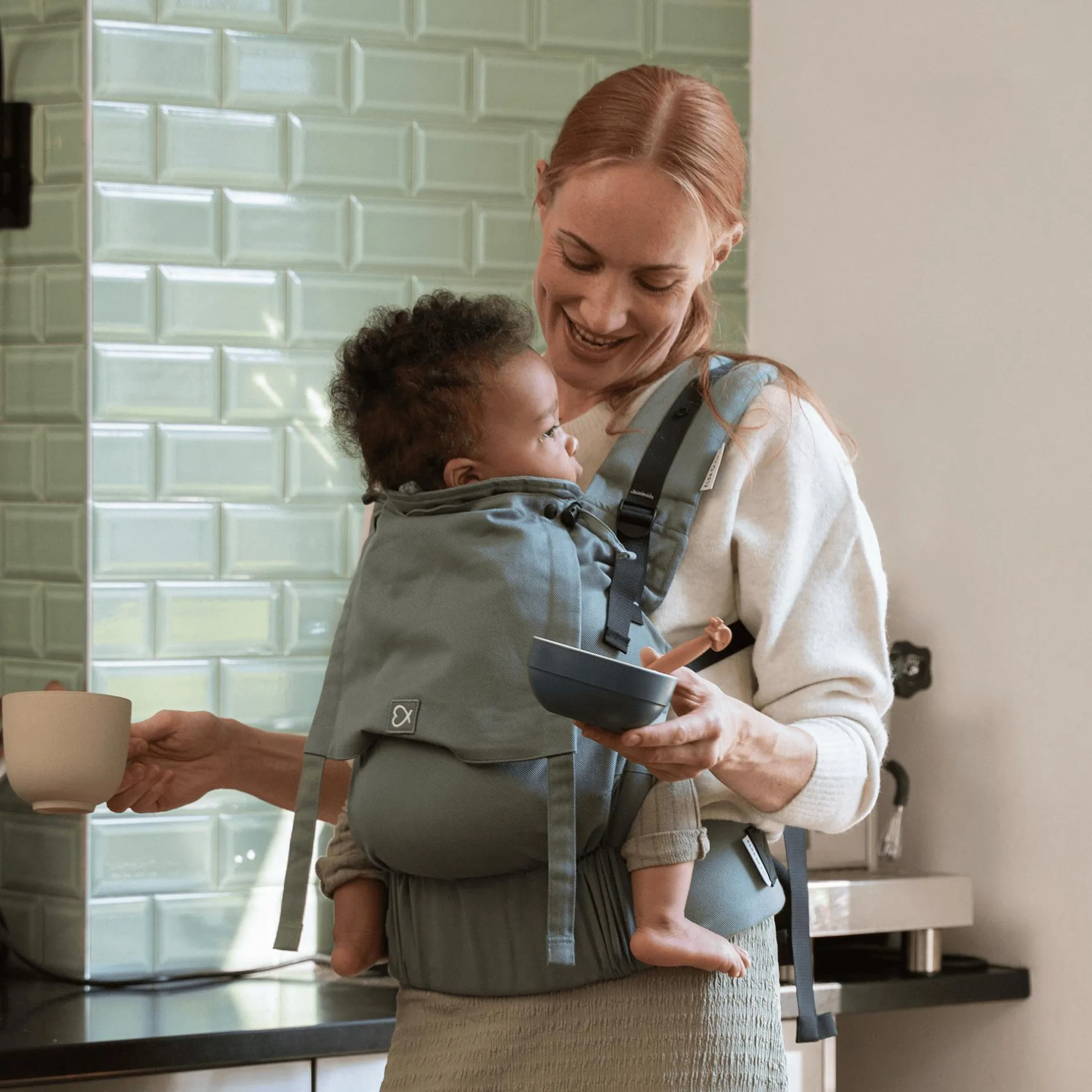 ELSA & EMIL Babytrage HUGIFY Fullbuckle Krokodilgrün* Babytragen