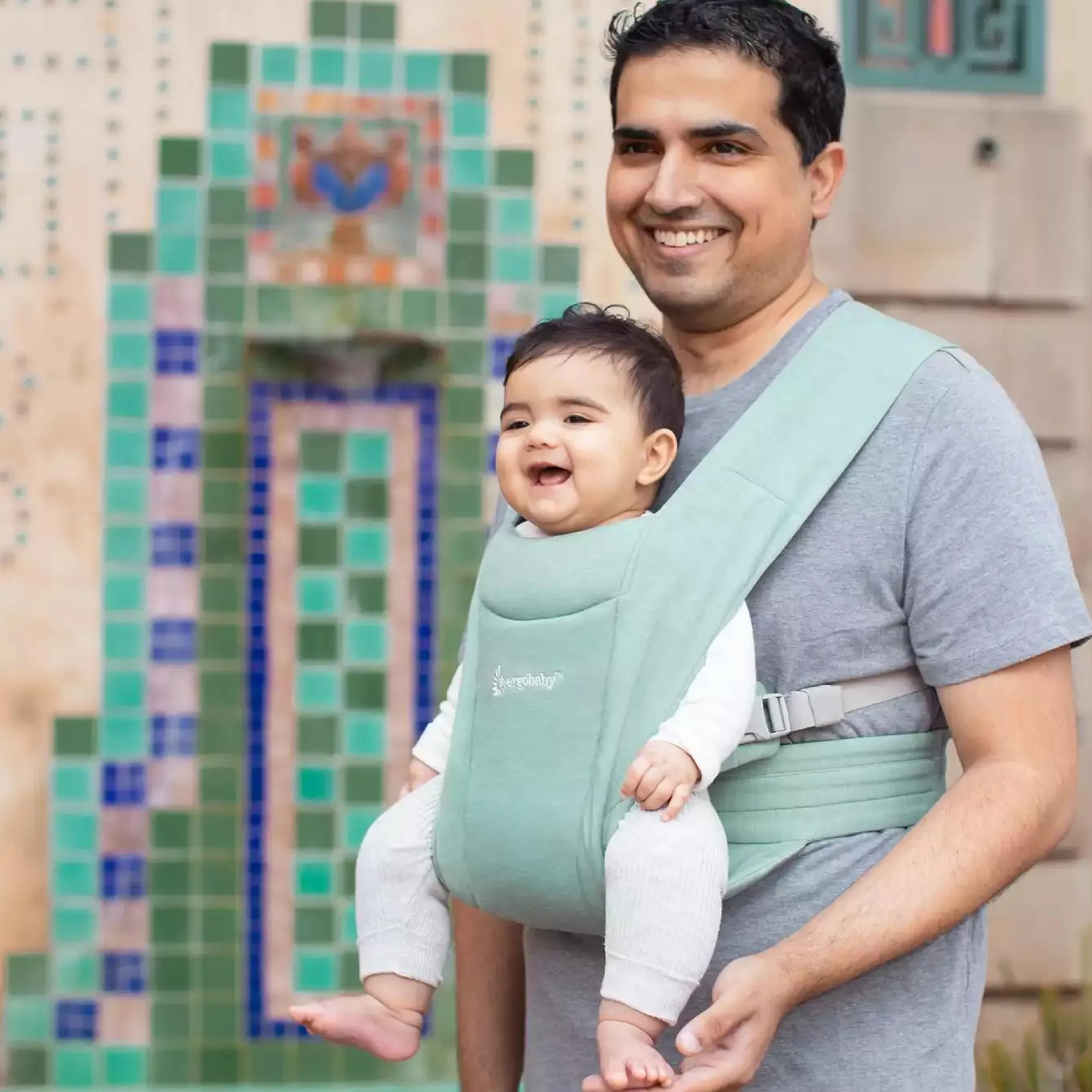 ERGObaby Embrace Jade* Babytragen