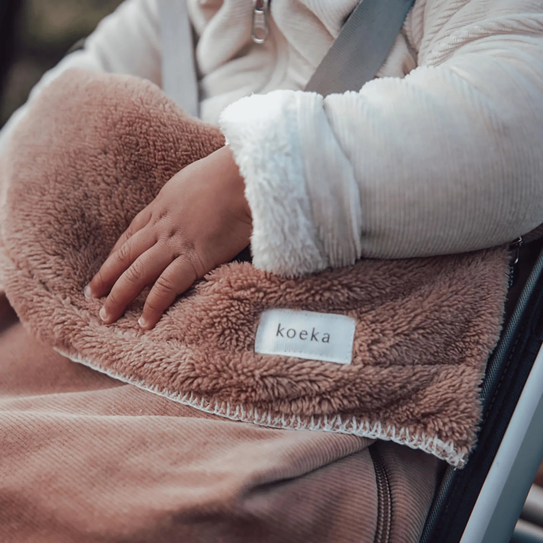 koeka Fußsack Plüsch Oddi Soft Earth*Kinder Kinderwagen Zubehör
