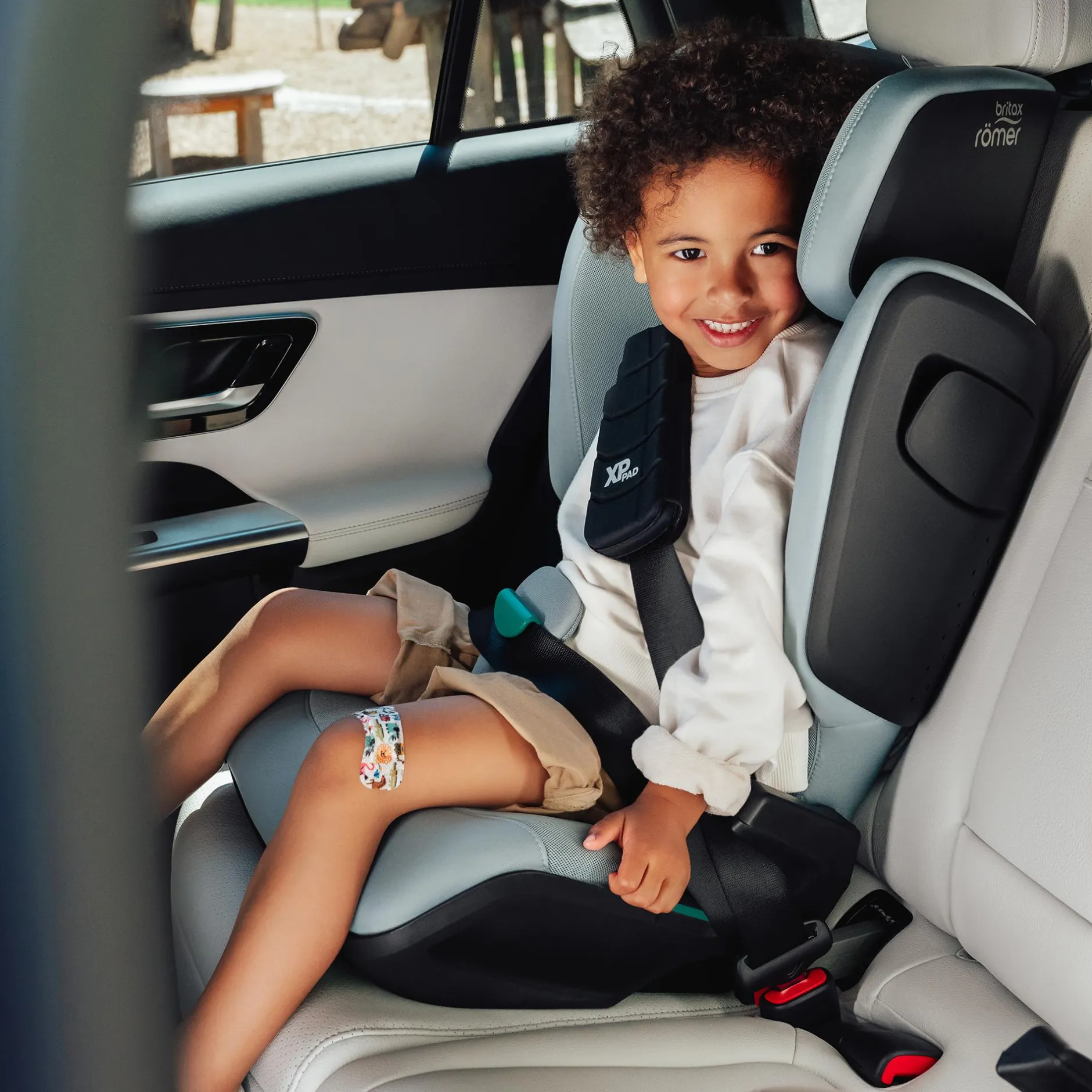 Britax Diamond KIDFIX PRO Style Harbor Blue Diamond*Kinder Kindersitze 15-36 Kg, Gruppe 2/3