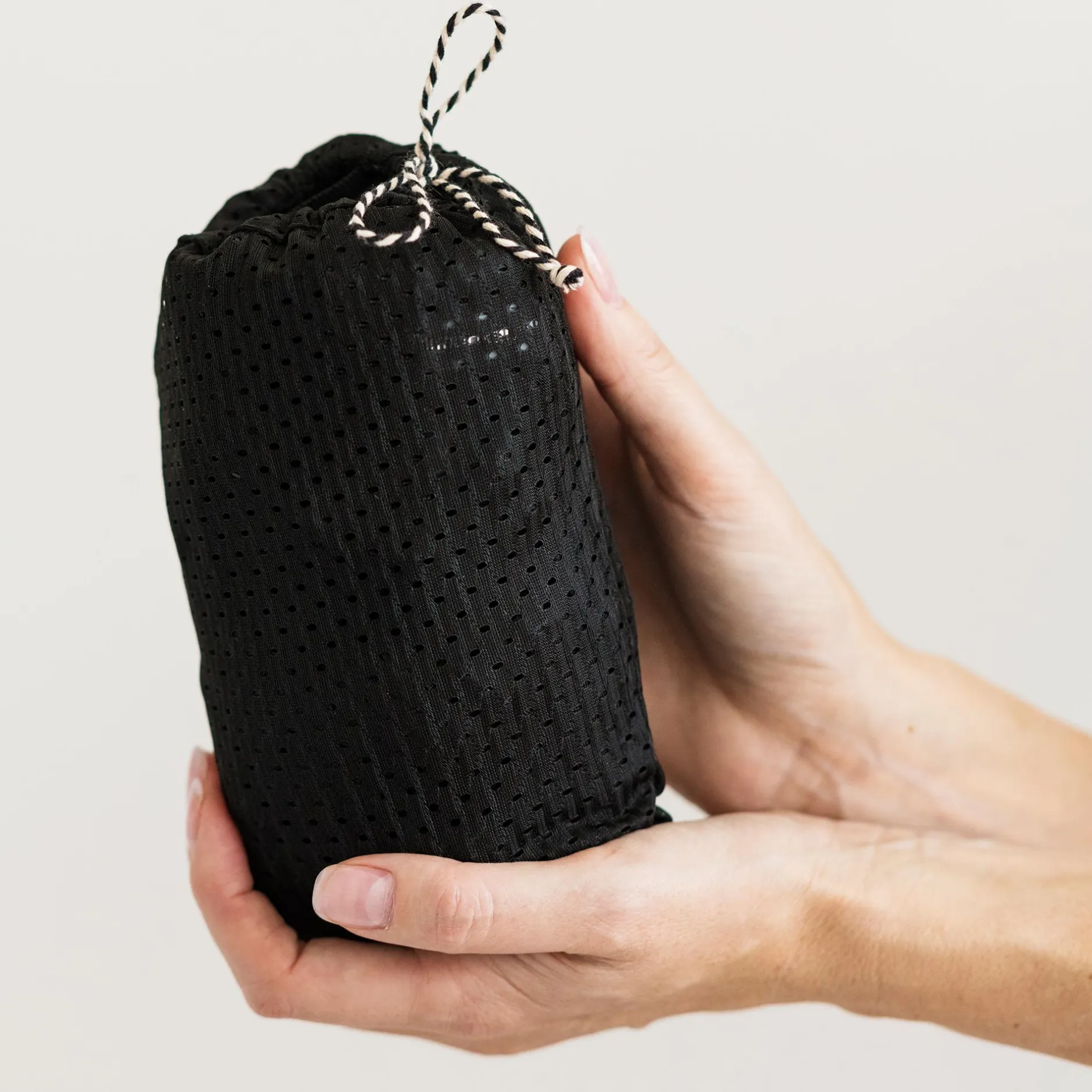 minimonkey Mini Sling Black* Tragetücher|Babytragen