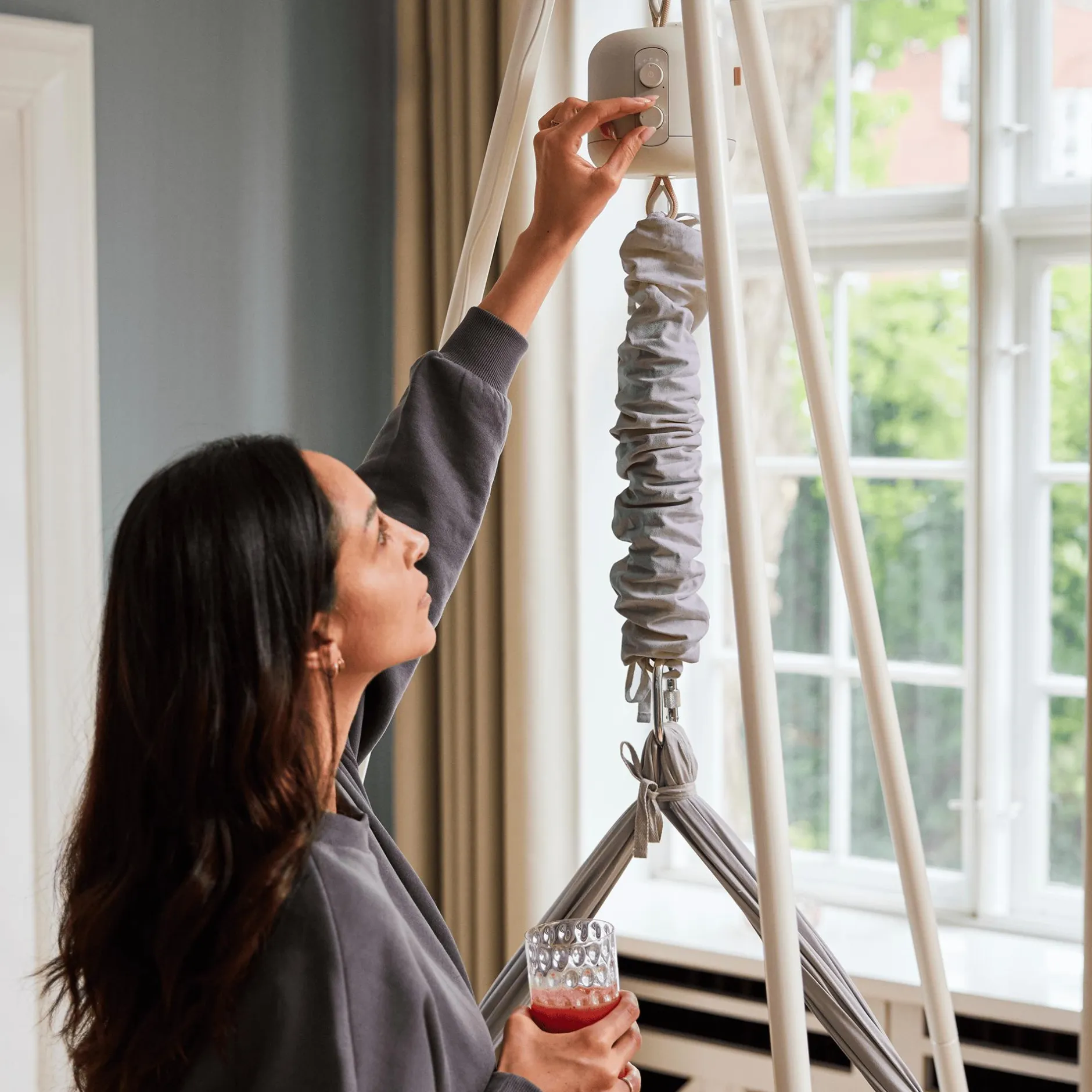 MEMBANTU Set Federwiege Premium mit Ständer und Motor* Babybetten