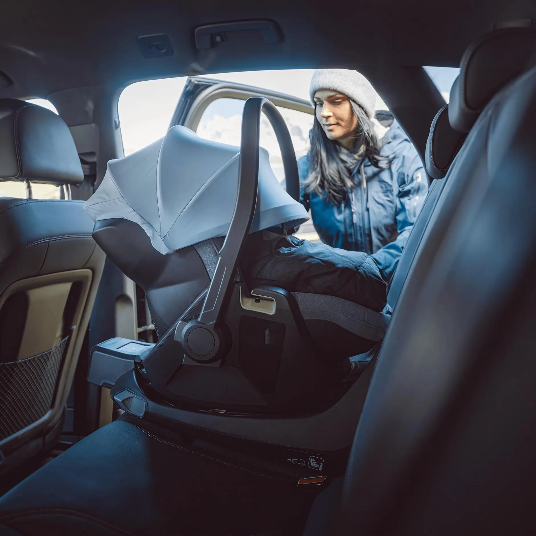 THULE Set Maple Mid Blue mit Alfi Basisstation*Kinder Isofix Stationen|Babyschalen 0-13 Kg, Gruppe 0+