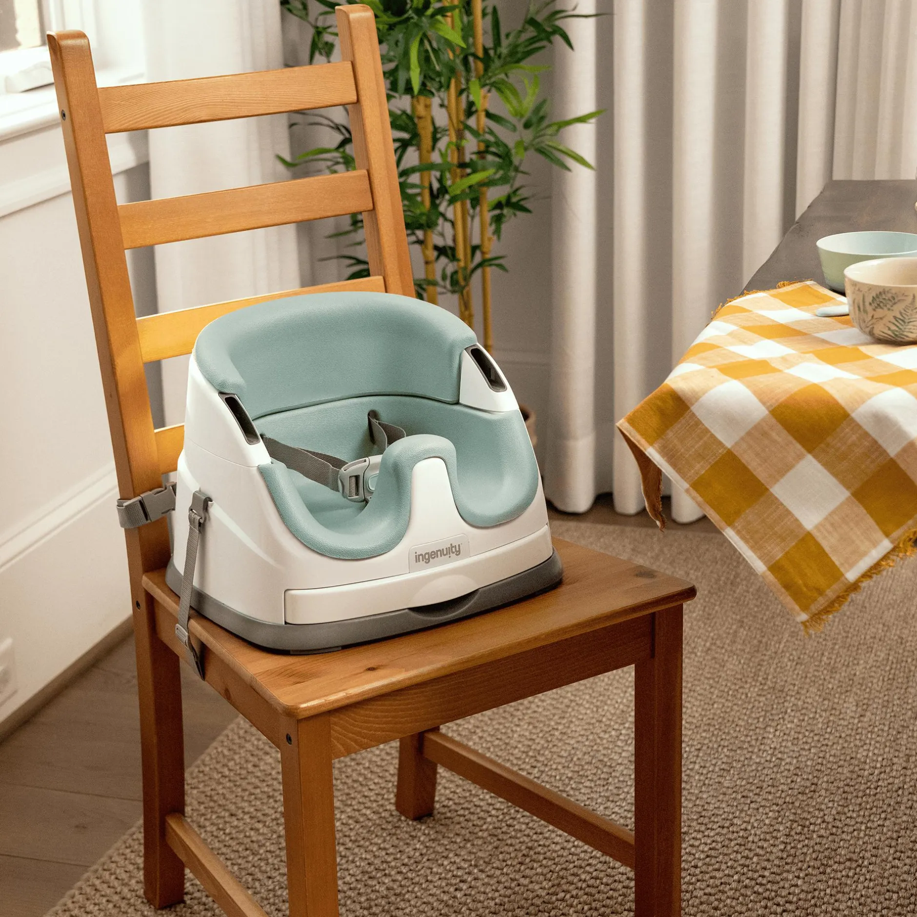 ingenuity Sitzerhöhung Baby Base 2-in-1* Reisehochstühle