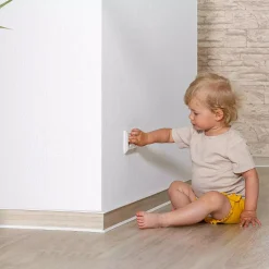 reer Steckdosenschutz, klebbar, transparent*Kinder Kindersicherung