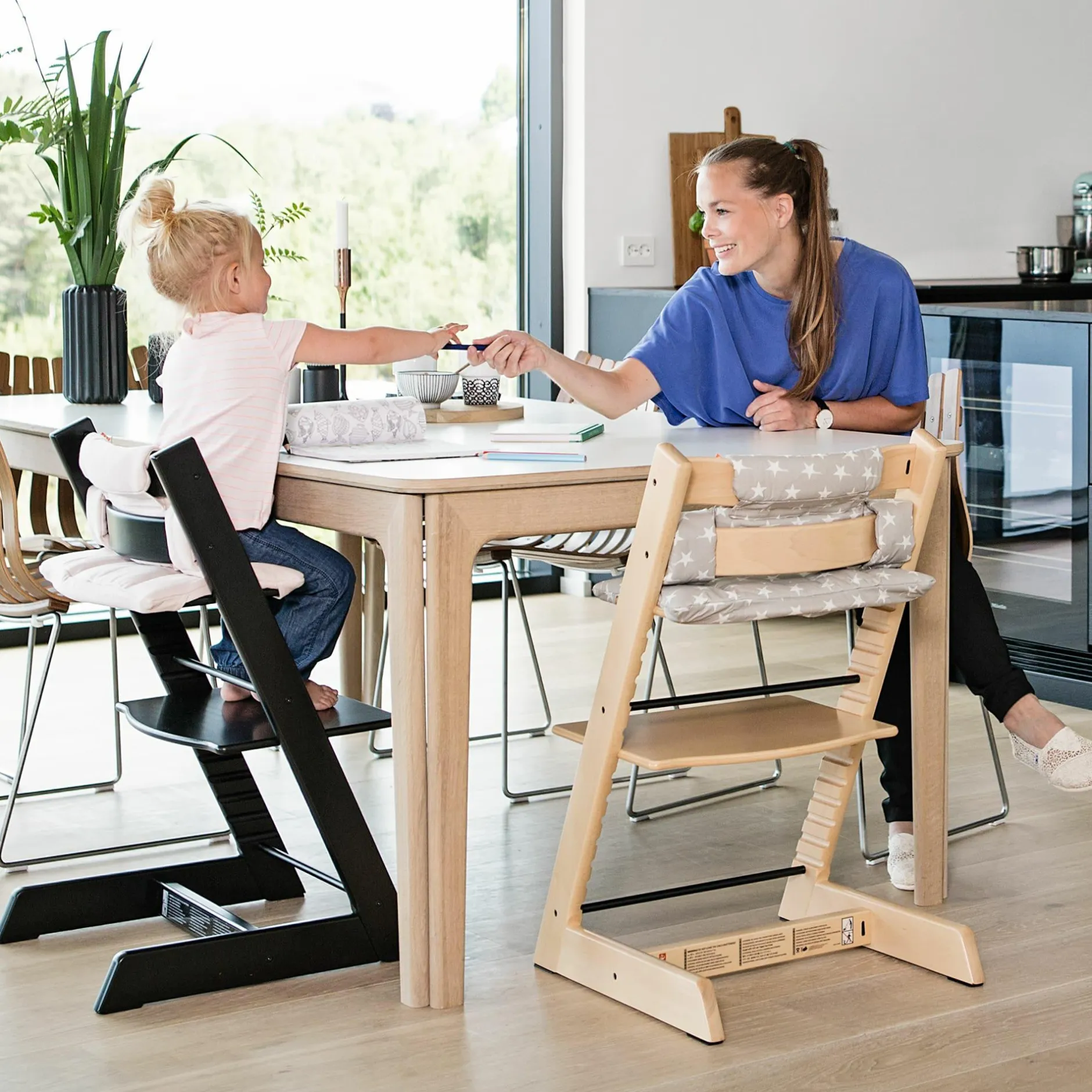 STOKKE Tripp Trapp® Buche Black* Treppenhochstühle