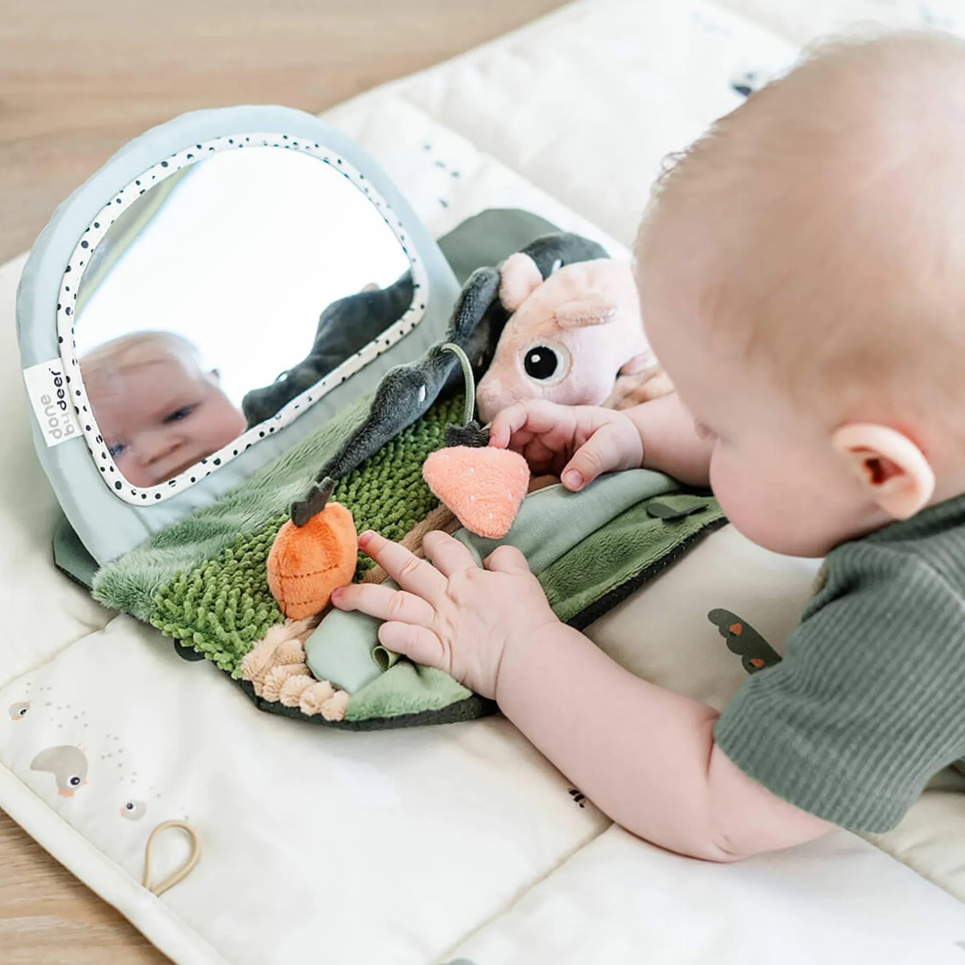 done by deer Tummy Time Activity Spiegel Tiny Farm*Kinder Lernspielzeug
